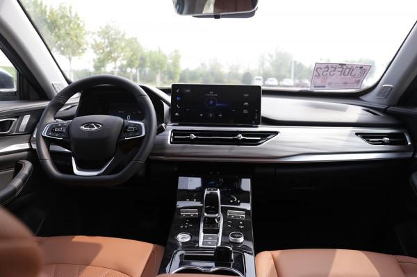 試駕瑞虎8鯤鵬版:動力感受足夠讓人驚喜 細節設計也沒落下 試駕瑞虎8鯤鵬版:動力感受足夠讓人驚喜 細節設計也沒落下