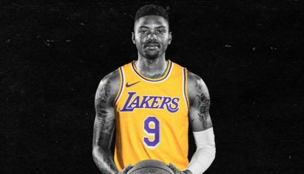 隨隊記者：湖人大部分球員已經抵達洛杉磯，艾靈頓三分球彈無虛發