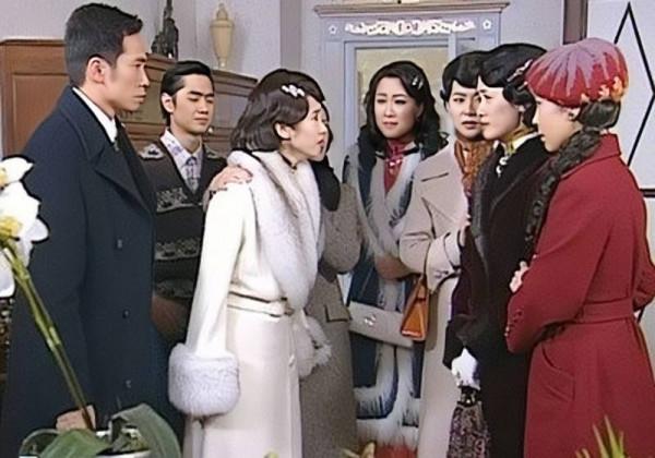 TVB真正的大女主劇集，黎姿一集換幾件旗袍，不一樣的豪門恩怨