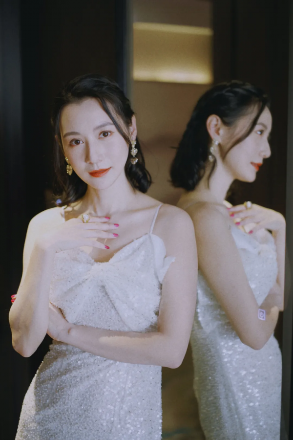 井暢出席瑞麗美容大賞 高階優雅大方簡約