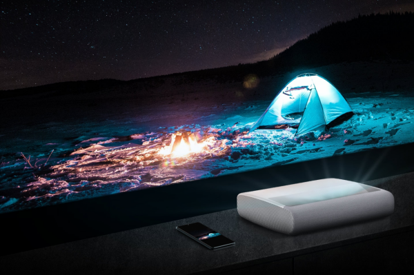 120寸的HDR10+ 智慧大屏，三星鐳射LSP7T超短焦投影儀咋樣？