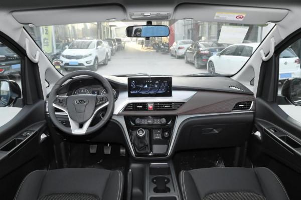 新車 | 售7.48萬起，江淮瑞風M3、M3 PLUS新車型上市，部分車型調價