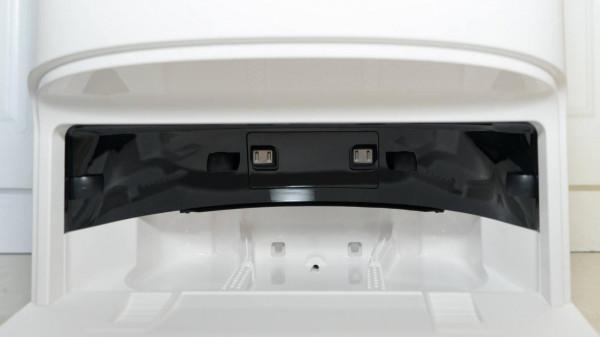 科沃斯yeedi k10：不僅輕鬆解決地面清潔難題，還會自己洗拖布