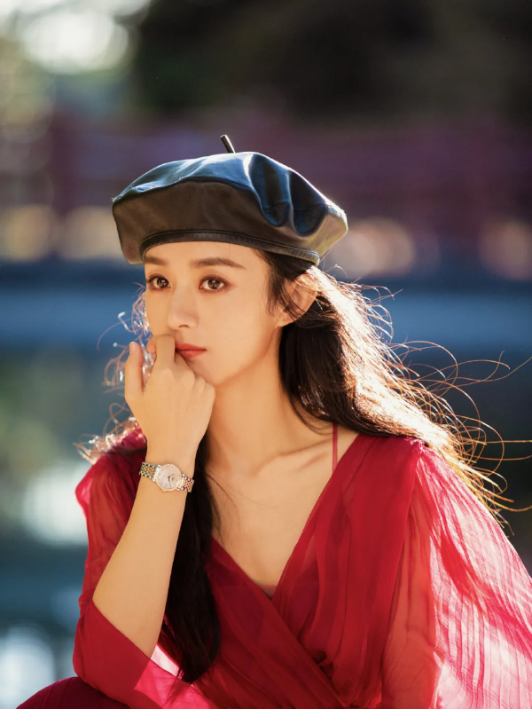 天吶！迪麗熱巴怎麼突然變醜了？​