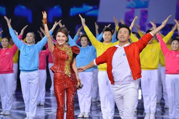 著名歌唱家烏蘭圖雅：情殤“愛情烏托邦”，失戀後依然堅強