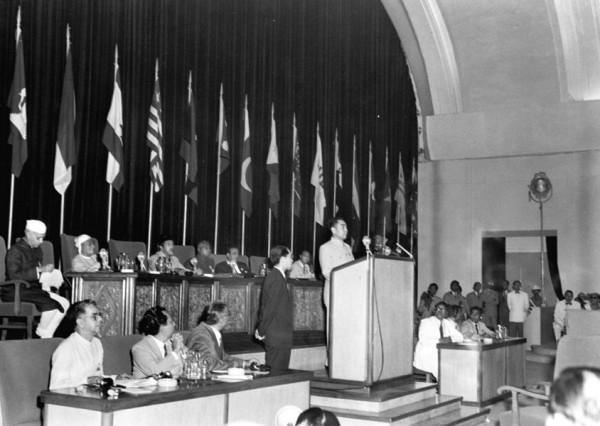 1960年周總理訪印,被問及西藏為何是中國的,他的回答讓人佩服 1960年周總理訪印,被問及西藏為何是中國的,他的回答讓人佩服