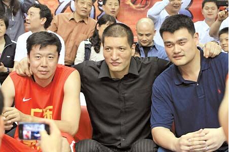 我們籃球與歐美強隊的差距，主要在對前鋒的訓練和認知上