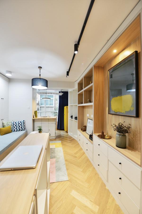 北漂小姑娘的30㎡新家，小如鼠窩，她卻說：一個人住，真舒服