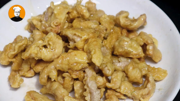 炸酥肉有人用麵粉，有人用澱粉，教你正確做法，外酥裡嫩，太香了