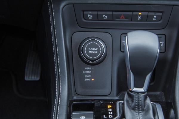 試駕Jeep新款大指揮官e，美式插混中型SUV有何不同？