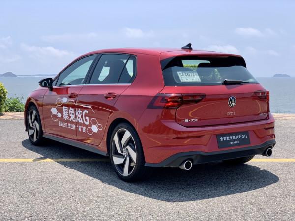 賽道體驗第八代高爾夫GTI：快得有血有肉有靈魂