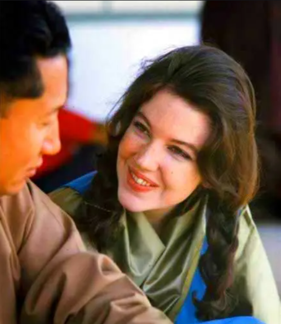 被印度強吞後的錫金：到處都是印度人，國王流亡美國，王后改嫁