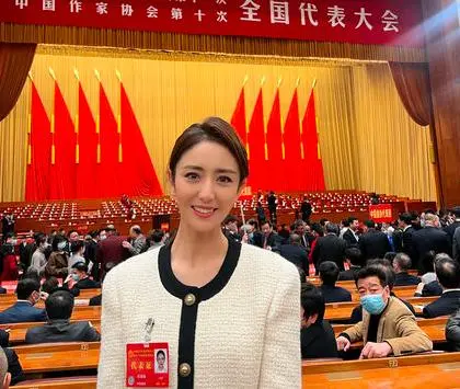 盤點參加“文代會”的10個明星,有老戲骨也有“小鮮肉” 盤點參加“文代會”的10個明星,有老戲骨也有“小鮮肉”