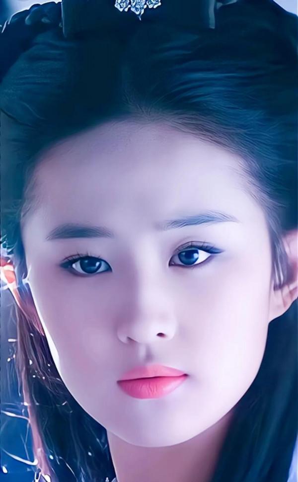 金庸對劉亦菲說，只有你演小龍女，世人才會覺得我沒有騙他們