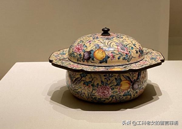 國博金玉滿堂：宮廷生活是豪，但不是土豪