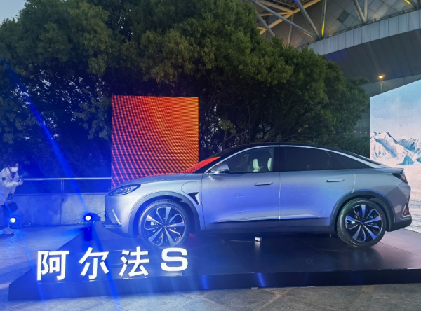 都是新能源車，當初個個揚言要幹掉特斯拉，為啥一個都沒成功？