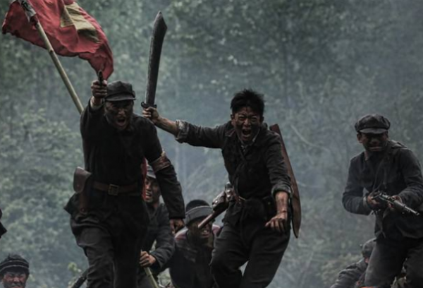 軍史上奇特的一幕：戰士掏錯了武器，卻陰差陽錯嚇退了敵軍