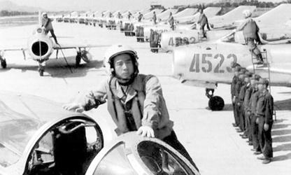 我軍殲6多次擊落來犯偵察機，戰績輝煌