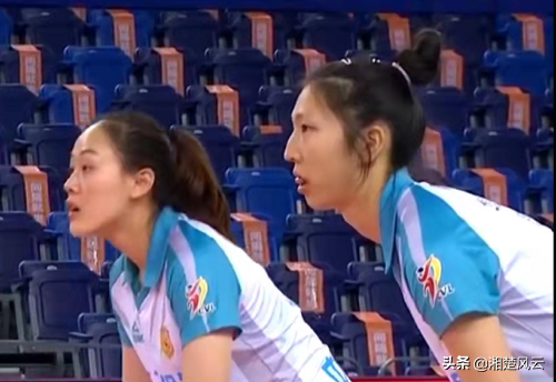 江蘇女排3-0橫掃廣東女排取得十連勝！22-7，吳夢潔完勝王逸凡