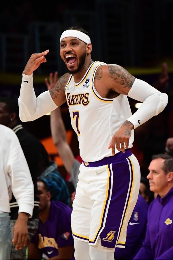 本場最佳！安東尼里程碑之夜射落6記三分 關鍵籃板鎖勝局