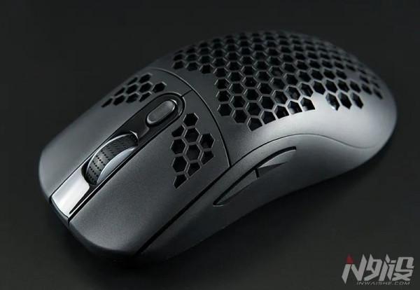 入門洞洞鼠 Tt探索者X2雙模無線電競滑鼠體驗