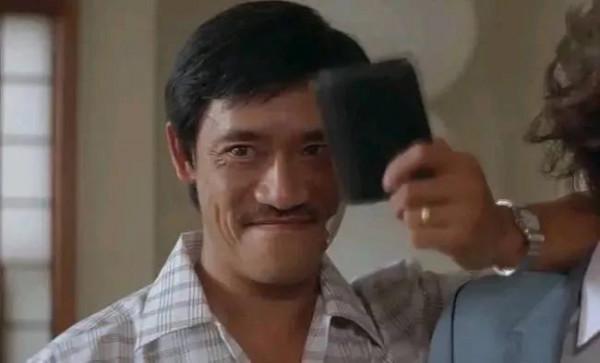 81歲老戲骨出事,家裡搜出大量毒品,生產銷售一條龍 81歲老戲骨出事,家裡搜出大量毒品,生產銷售一條龍