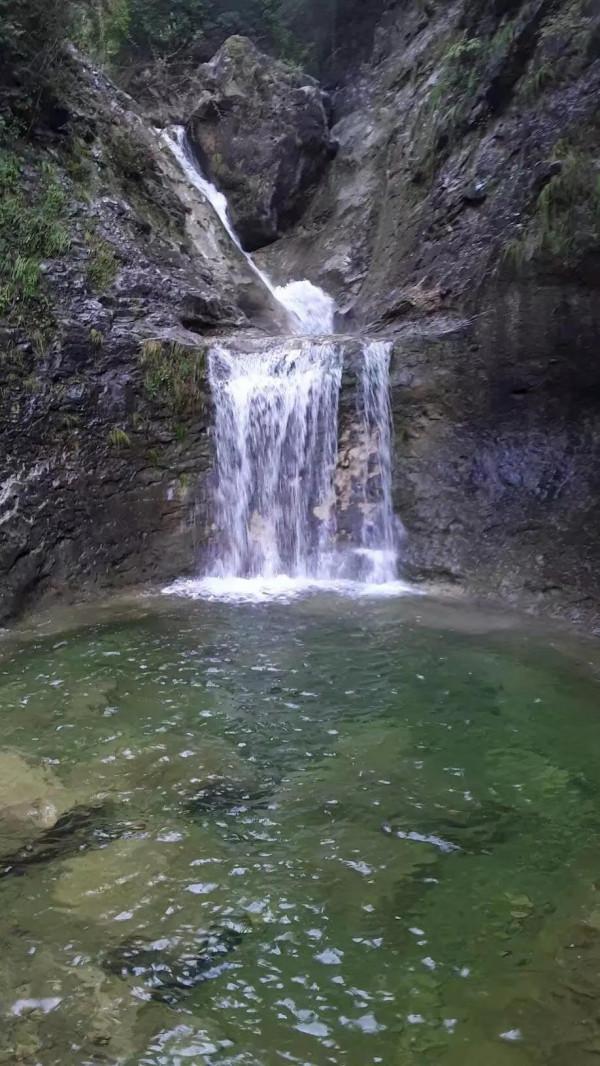 風景奇絕抱犢溝，“世外桃源”抱犢村