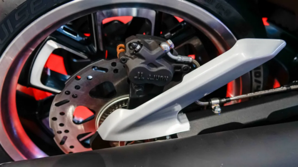 高金GK1200 GK1000公升級新車強勢登陸重慶摩博會