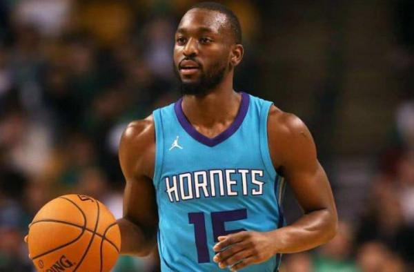 不浪費機會！盤點現役季後賽罰球最準的十大球星：庫裡僅排第二