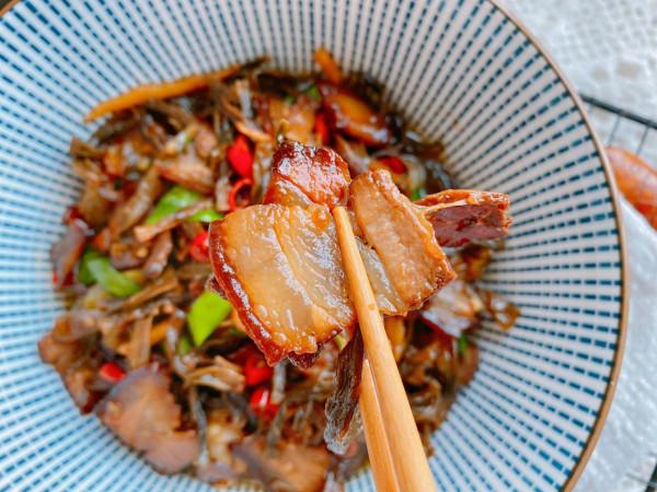 冬天必吃的豇豆乾,這樣做油潤卻不油膩,軟糯中有點嚼勁,超下飯 冬天必吃的豇豆乾,這樣做油潤卻不油膩,軟糯中有點嚼勁,超下飯