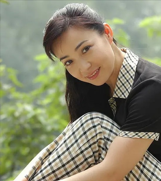 戴春榮：曾拒演《還珠格格》，張鐵林自降片酬力薦，60歲成大贏家