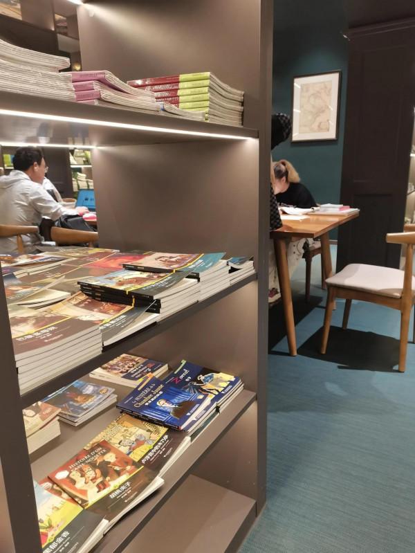 新開張的書店