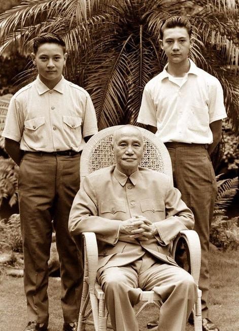 1996年，蔣緯國聲稱自己不是蔣介石兒子，蔣緯國：日本人告訴我的