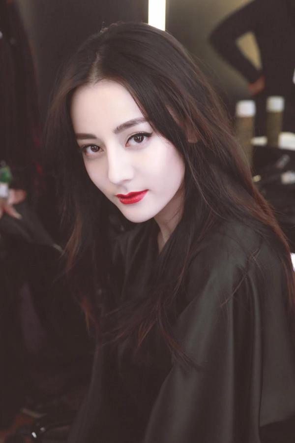 被迪麗熱巴美到了