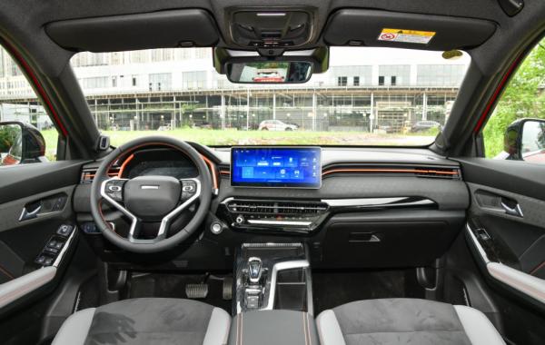 加速操控置頂，三款鋼炮SUV來襲，十幾萬談效能是不是偽命題？