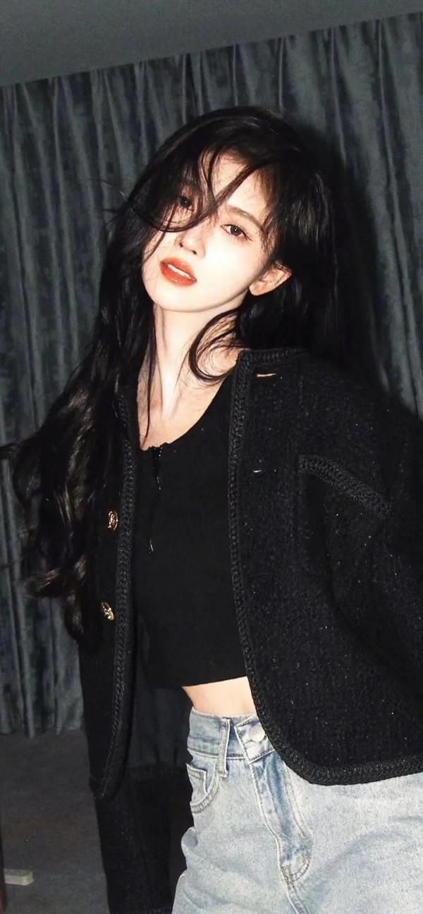 鞠婧禕桌布精選