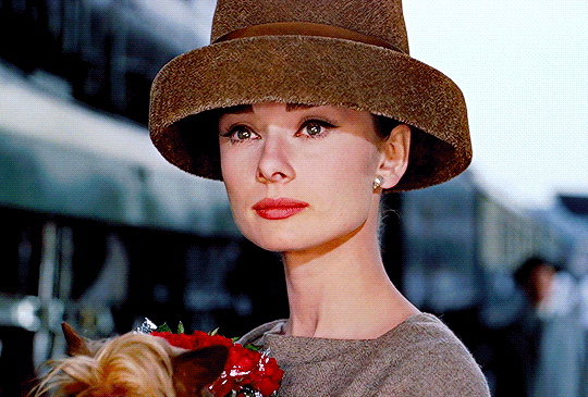 美人遲暮？晚年時期的奧黛麗·赫本，穿搭精緻優雅，依舊美得驚豔