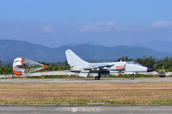 出擊！南部戰區海軍航空兵某旅開展實彈攻擊訓練
