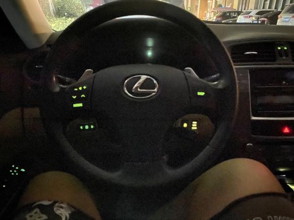 豪華態度——2009款雷克薩斯IS300