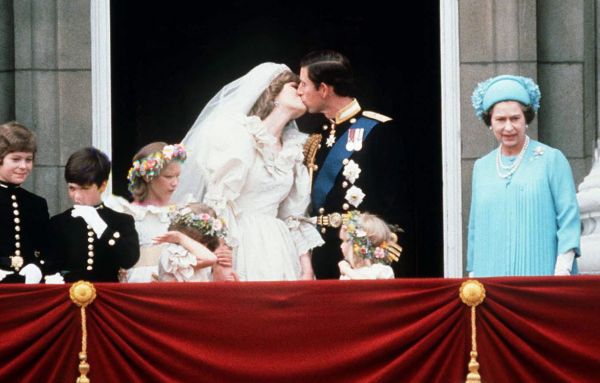 伊麗莎白二世女王的一生 伊麗莎白二世女王的一生