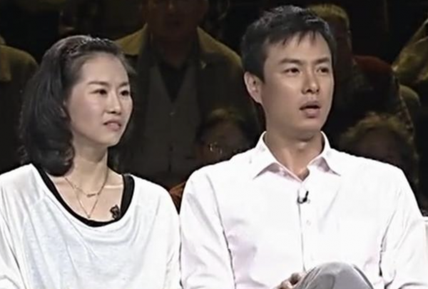 朱鐵：娶樸素平凡的女老師，母親患癌盡孝心，娛樂圈的好男人