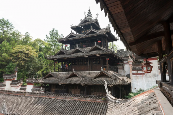 這個夏天均溫23℃的“中國涼爽之城”,也藏得太深了 這個夏天均溫23℃的“中國涼爽之城”,也藏得太深了