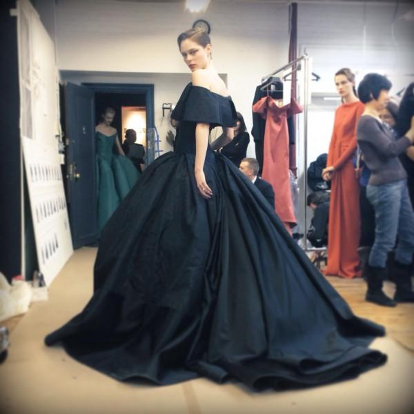 好萊塢女星最愛的設計師！紅毯之王仙女裙+銀河禮裙設計超耀眼