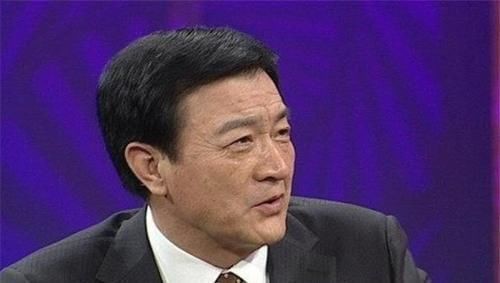 周裡京的痛心往事：事業最巔峰時，妻子在家遇害，成為他一生的痛