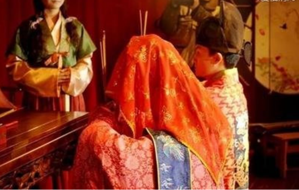 古人說：&OpenCurlyDoubleQuote;祭祖帶三人，祖先高興財上門&rdquo;，三種人你知道嗎？