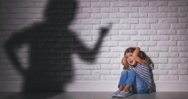 語言的力量有多大?你的消極暗示正在毀滅孩子 語言的力量有多大?你的消極暗示正在毀滅孩子