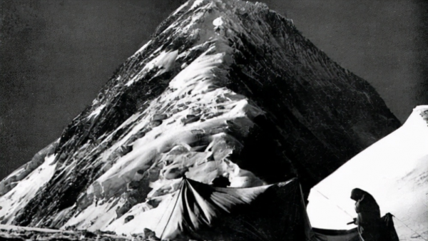 中國蜀山之王，比珠穆朗瑪峰更難攀登，到底是什麼原因呢？