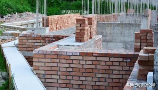 農村蓋房用“構造柱”,現澆頂不用圈樑可以嗎?小心建房變危房 農村蓋房用“構造柱”,現澆頂不用圈樑可以嗎?小心建房變危房