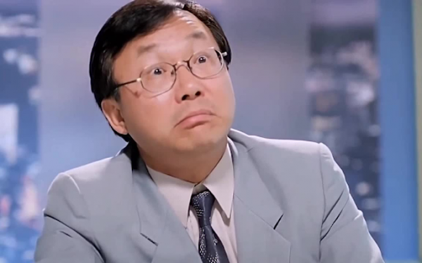 許冠文攜妻參加聚會,結婚49年仍恩愛,霍英東兒媳息影40年罕露面 許冠文攜妻參加聚會,結婚49年仍恩愛,霍英東兒媳息影40年罕露面