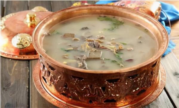 北京的蒙古餐廳，帶您感受一下大口吃肉，大口喝酒的快感